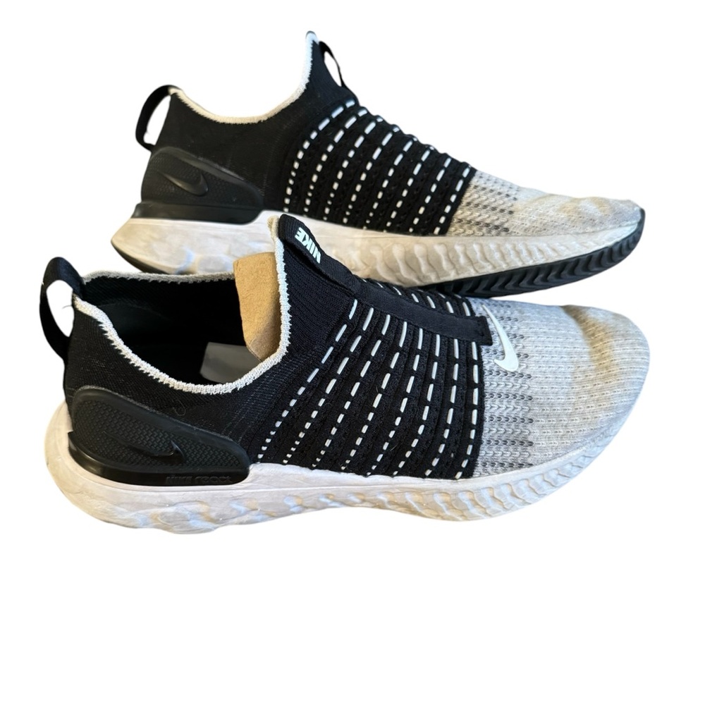 Nike Epic Phantom React Flyknit Shoes